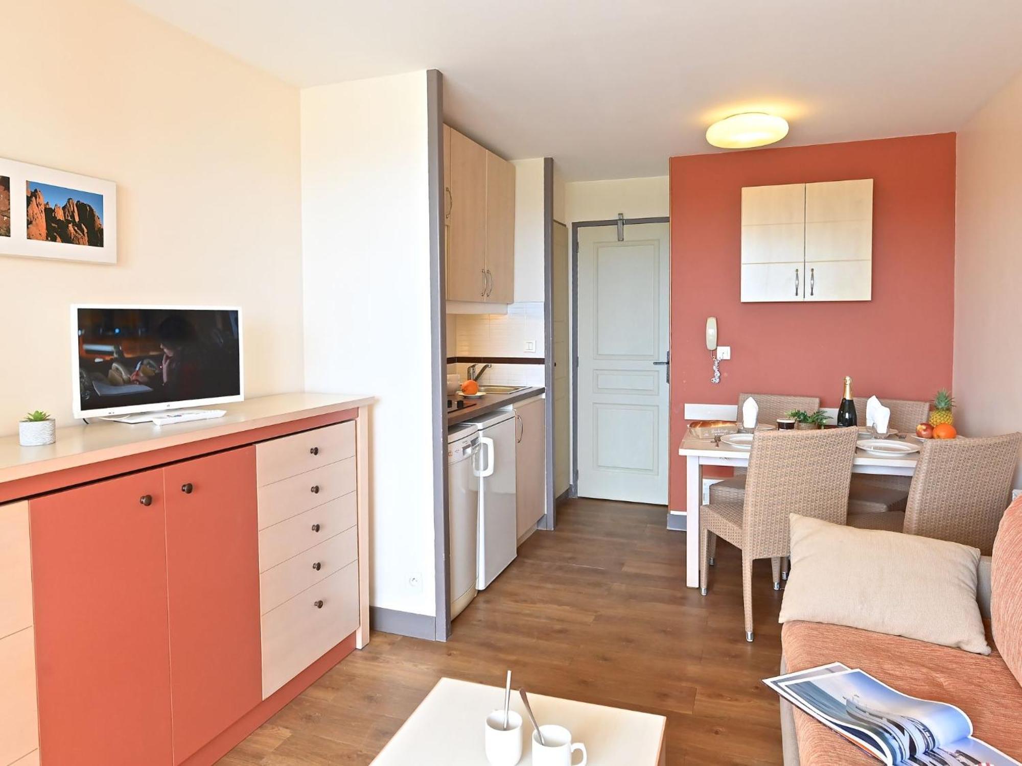 Apartment Village Cap Esterel - Le Village-76 By Interhome Saint-Raphaël Eksteriør billede